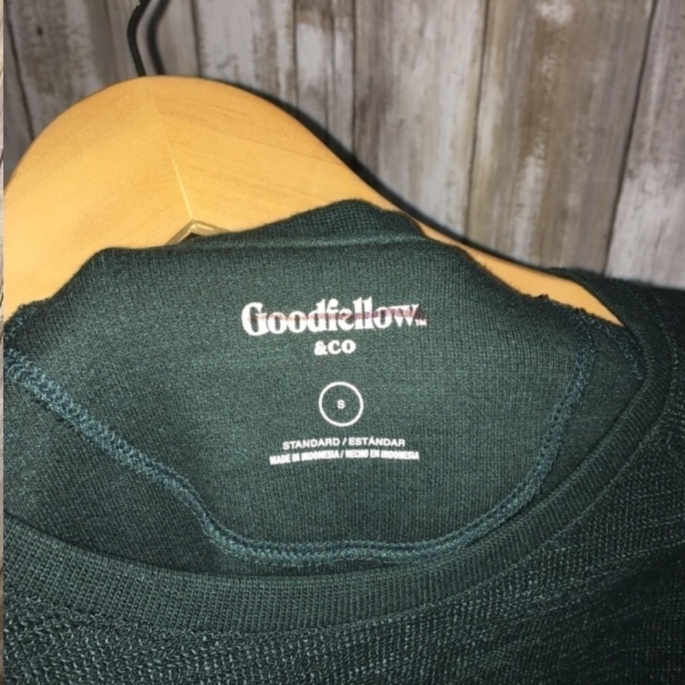 GoodFellow Hunter Green Sweater - Picture 3 of 3